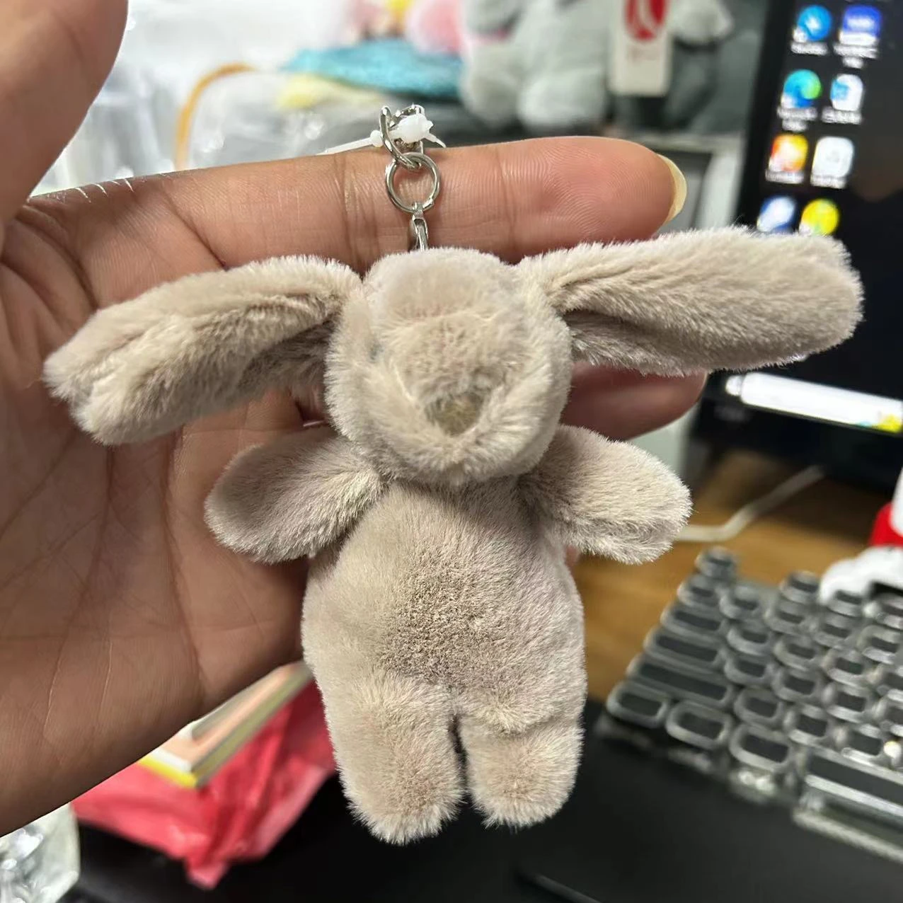 Stuffed Animals Cute Cartoon R - Phone Accessories For Car recension och pris